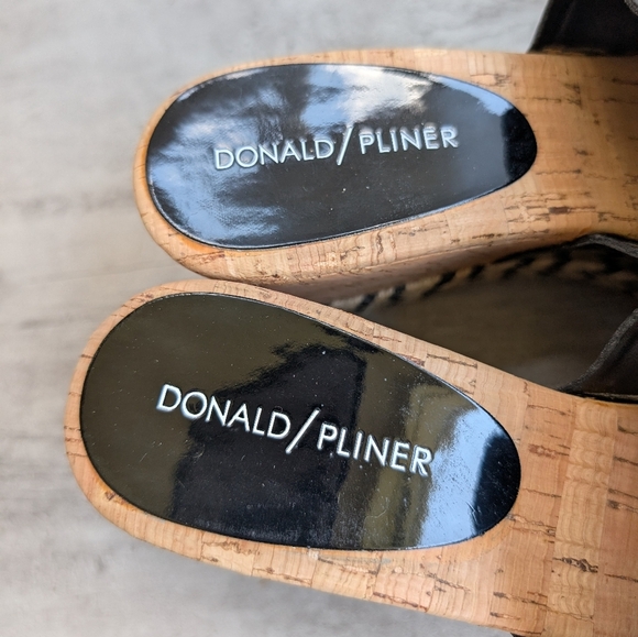 Donald Pliner Janet Black Patent Leather Cork Wedge Slide Sandal Women's Size 8 - Picture 8 of 12